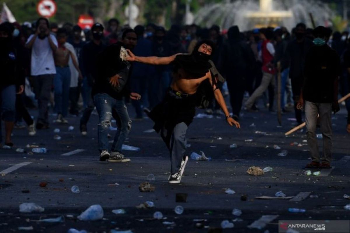 Polisi amankan 634 pelaku kerusuhan demonstrasi di Surabaya dan Malang