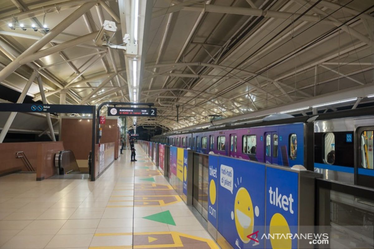 Operasional MRT Selasa ini hanya sampai pukul 18.00 WIB