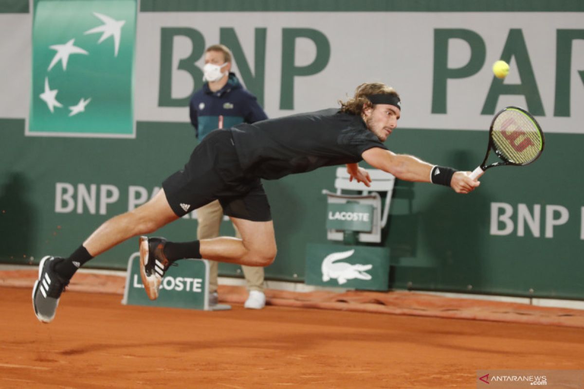 Masih cedera, Tsitsipas mundur dari Saint Petersburg Open