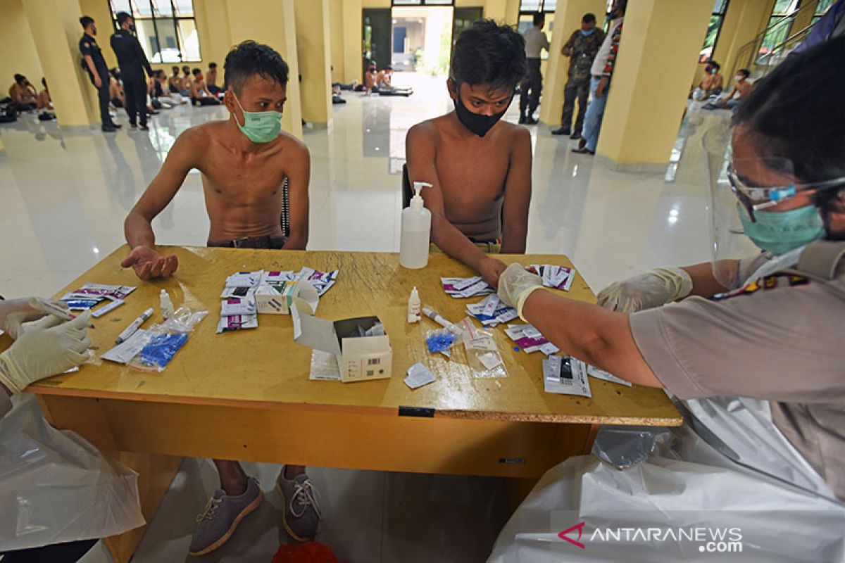 Swab antigen demonstran positif, Doni ingatkan untuk sayangi keluarga