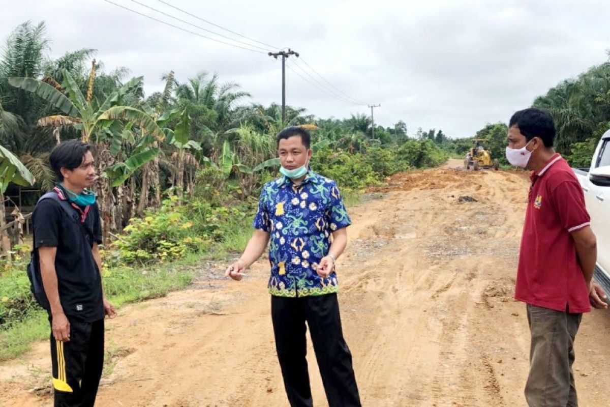 Pemkab dibantu dunia usaha perbaiki ruas jalan di Lamandau