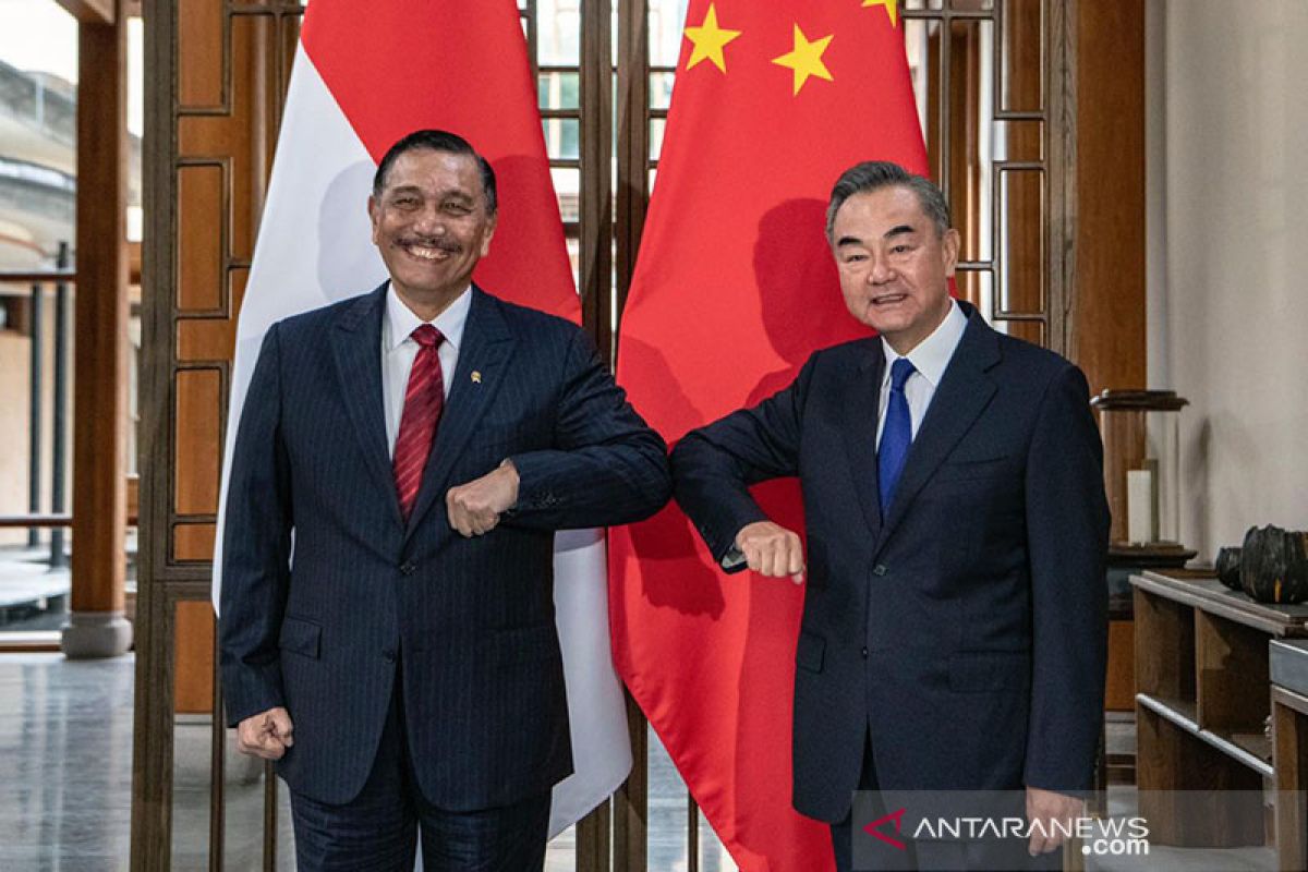 Luhut bertemu Menlu China bahas kerja sama hadapi COVID-19