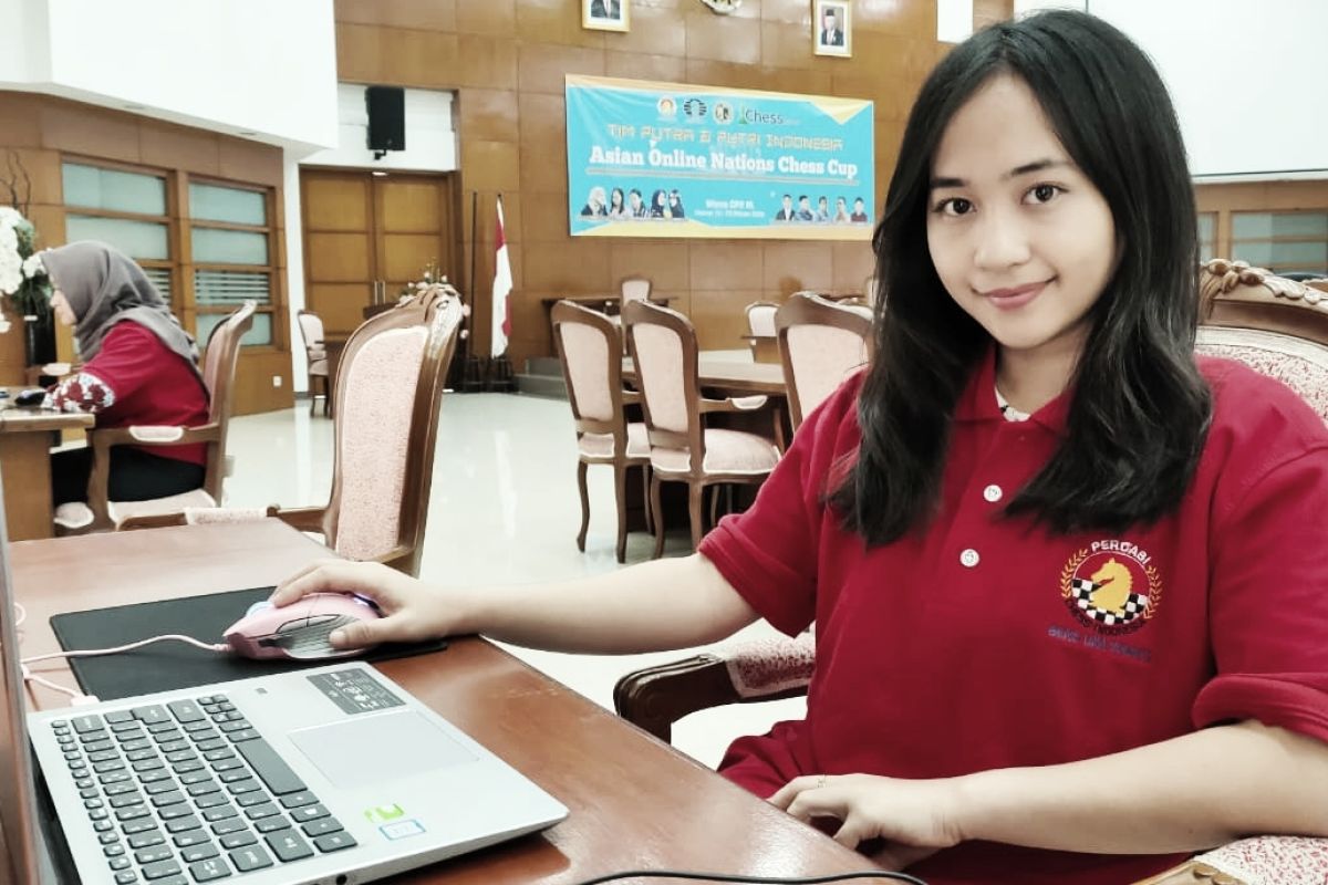 Putri Indonesia sapu tiga kemenangan hari pertama Catur Online Nations Chess Cup