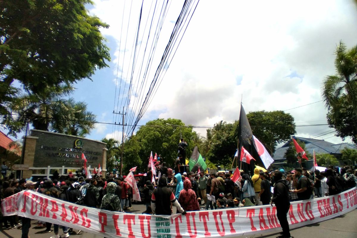 Polresta Banyuwangi amankan seorang pendemo usia pelajar