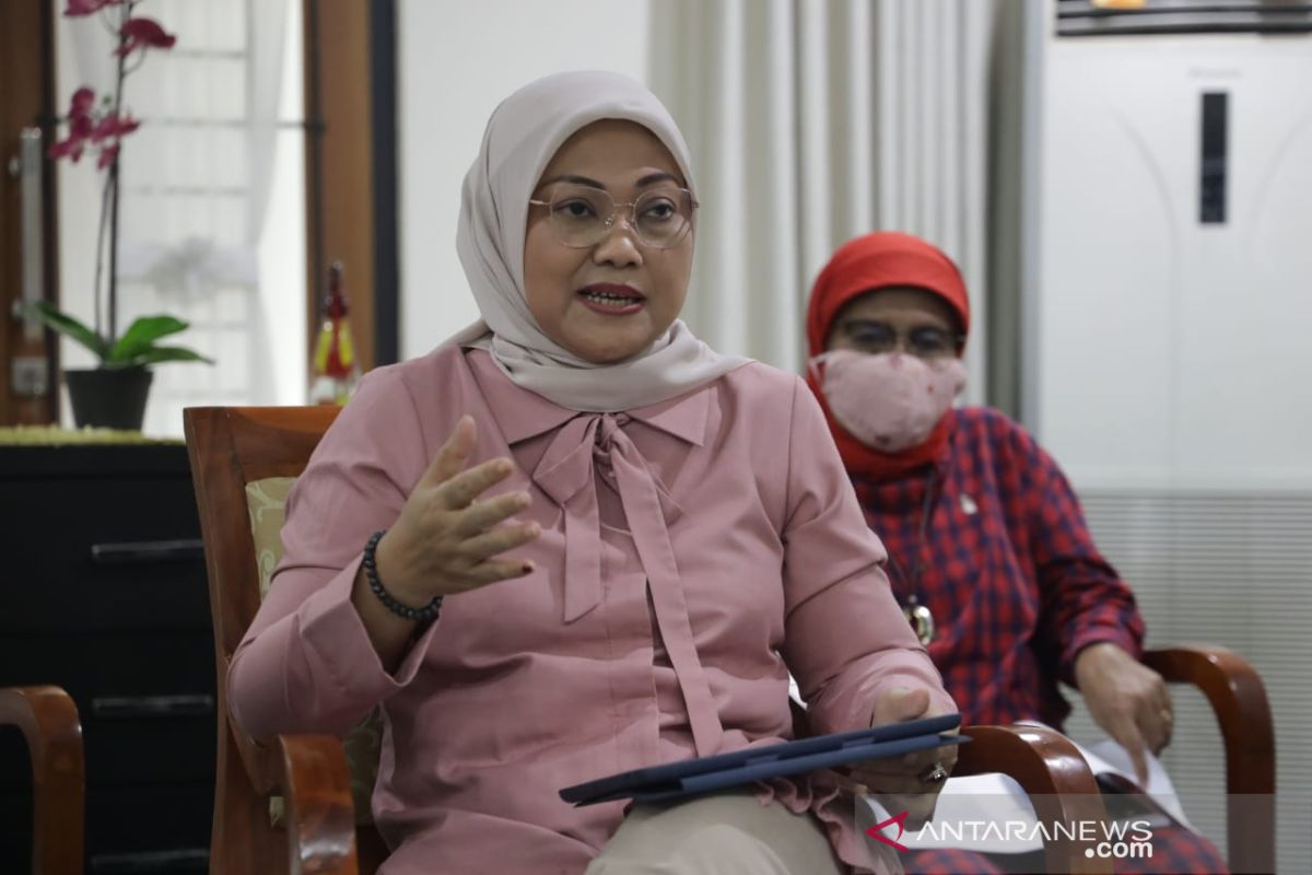Menaker berdialog dengan Forum Rektor Indonesia soal UU Cipta Kerja