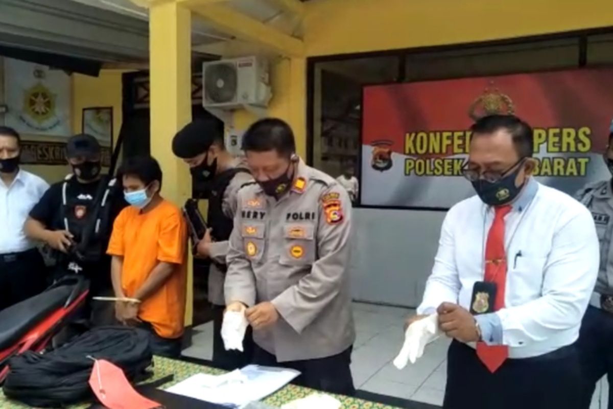 Satu pelaku curat di kamar hotel Desa Selong Belanak diringkus polisi, satu buron