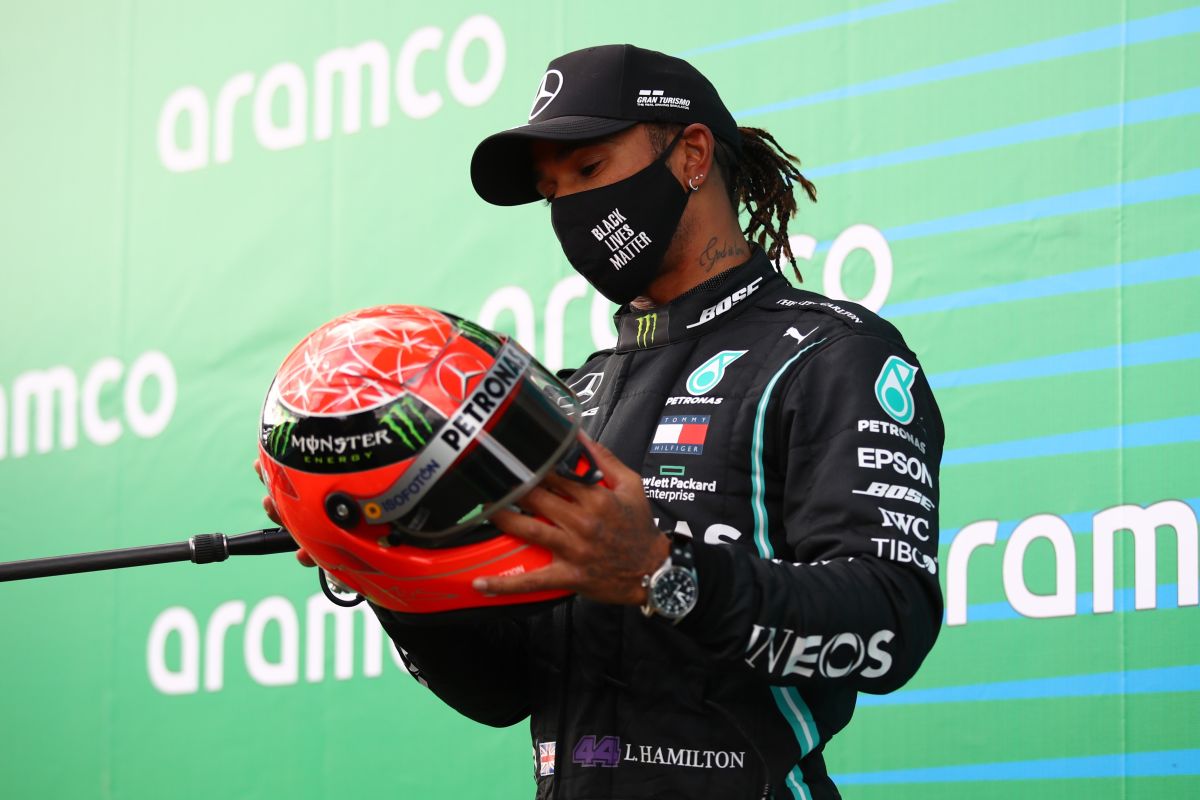 Lewis Hamilton samai rekor Michael Schumacher dengan kemenangan ke-91