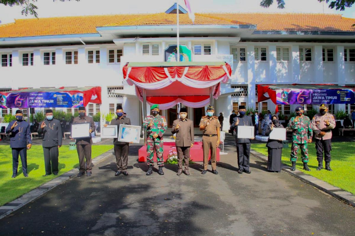 Hari Jadi Ke-75 Provinsi Jatim, Banyuwangi meraih banyak penghargaan