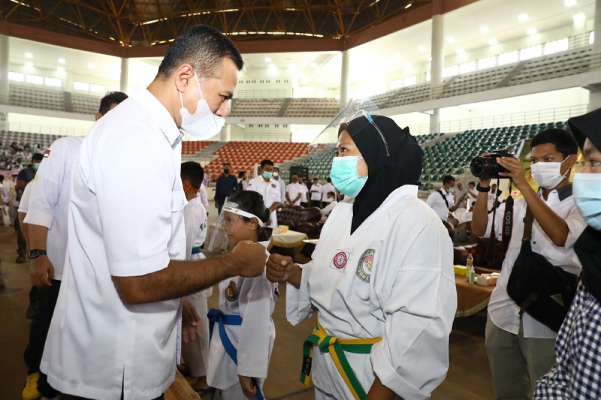 725 taekwondoin Kota Medan ikuti ujian kenaikan tingkat