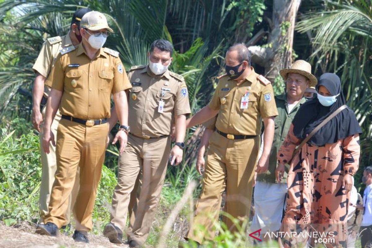 Wabup HSS monitoring sembilan titik pembangunan di Kalumpang dan Simpur