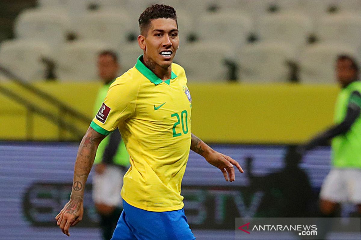 Roberto Firmino berambisi jadi penyerang legendaris timnas Brasil