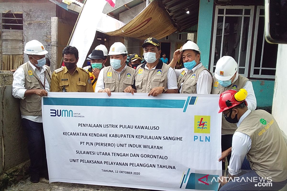 Masyarakat Kepulauan Kawaluso Sangihe nikmati pelayanan listrik PLN