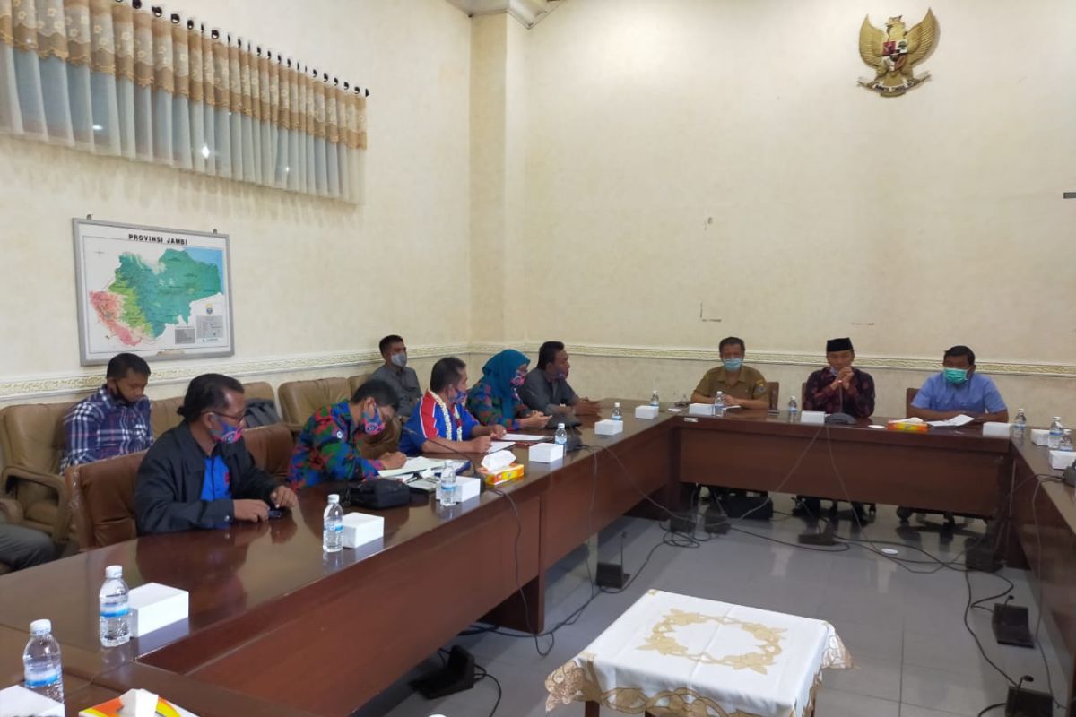 Dialog dengan KSPSI, DPRD Provinsi Jambi teruskan aspirasi ke Presiden dan DPR RI