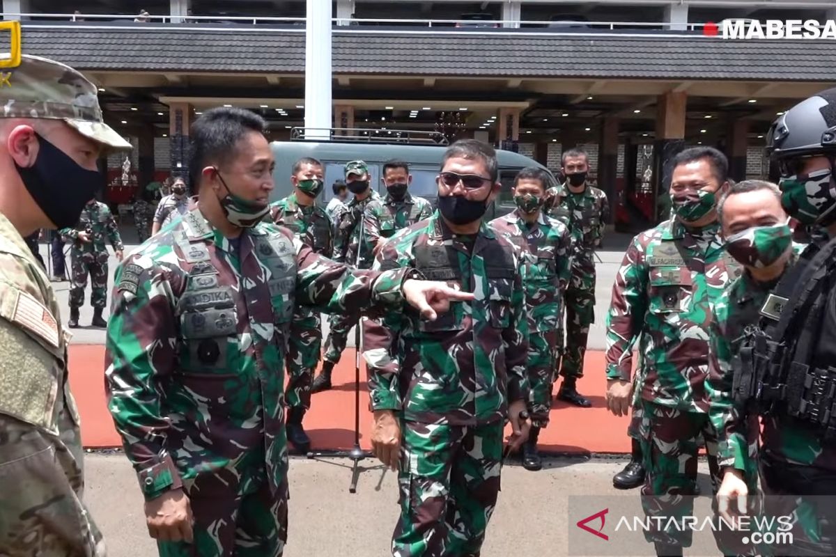 Indonesian soldiers leave for military exercise in Fort Polk, US