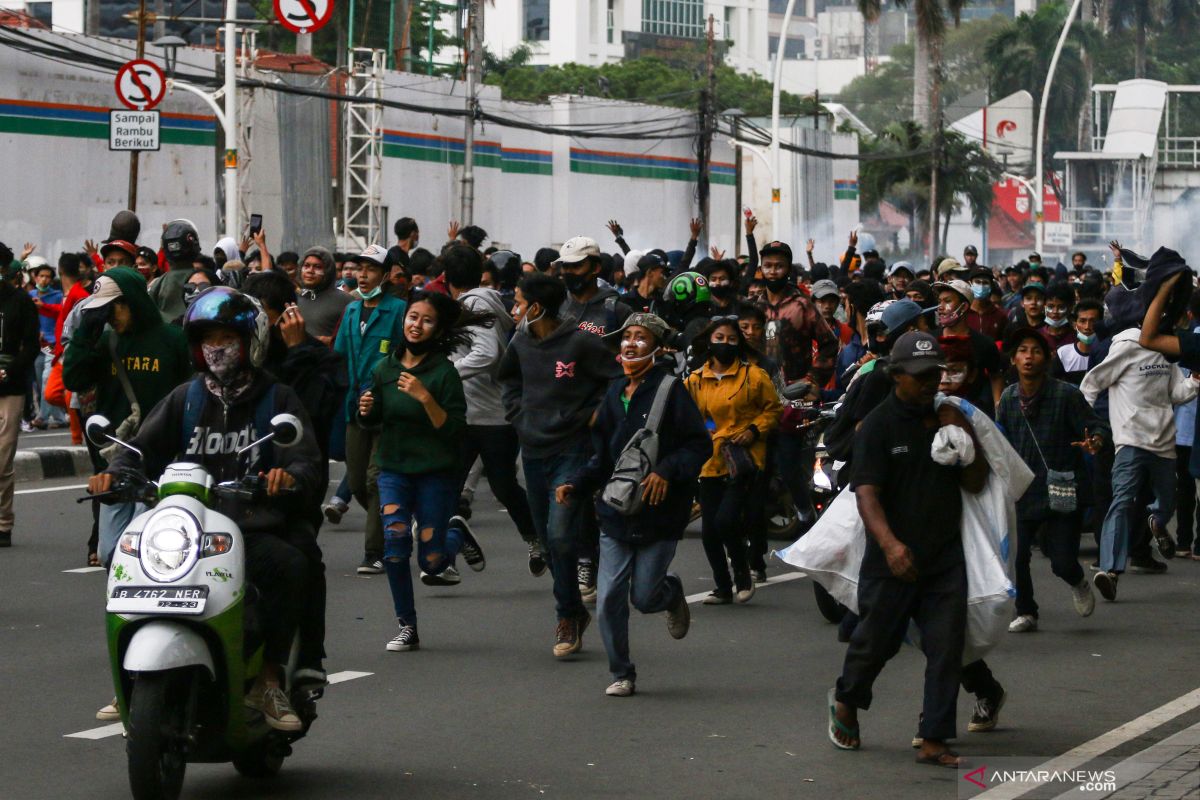 Polisi tahan satu orang terkait ricuh unjuk rasa UU Cipta Kerja