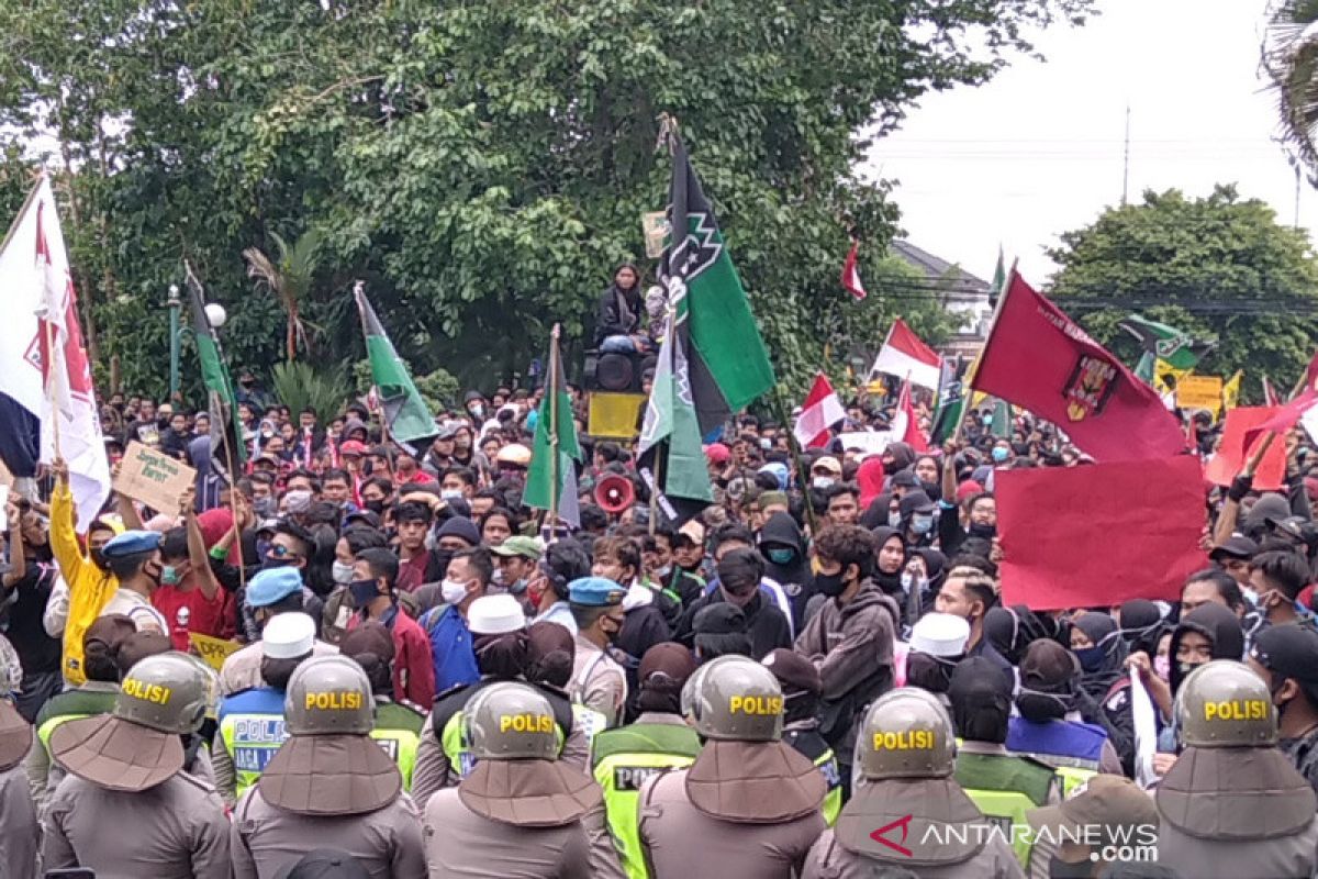 Tak ada kasus COVID-19 dari peserta demo di Kudus-Jateng