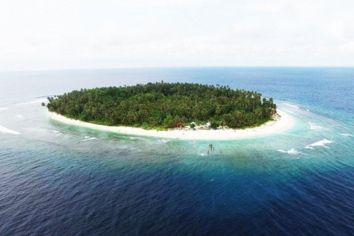 Kementerian Kelautan dan Perikanan terus dorong aktivitas ekonomi produktif di pulau kecil terluar