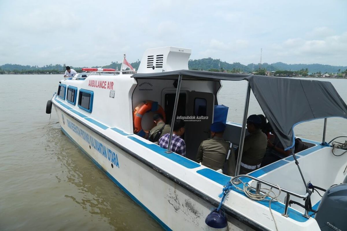 Ambulans Air Sasar Warga Kurang Mampu yang Dirujuk