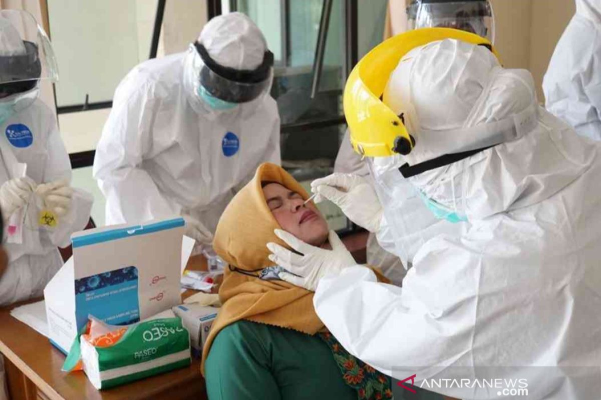 Indonesia adds 4,411 COVID-19 cases, 5,810 recoveries