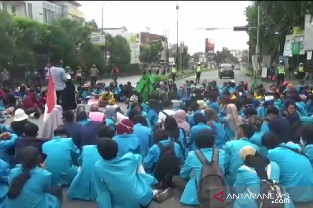 Siswa terlibat demo bakal diberi sanksi