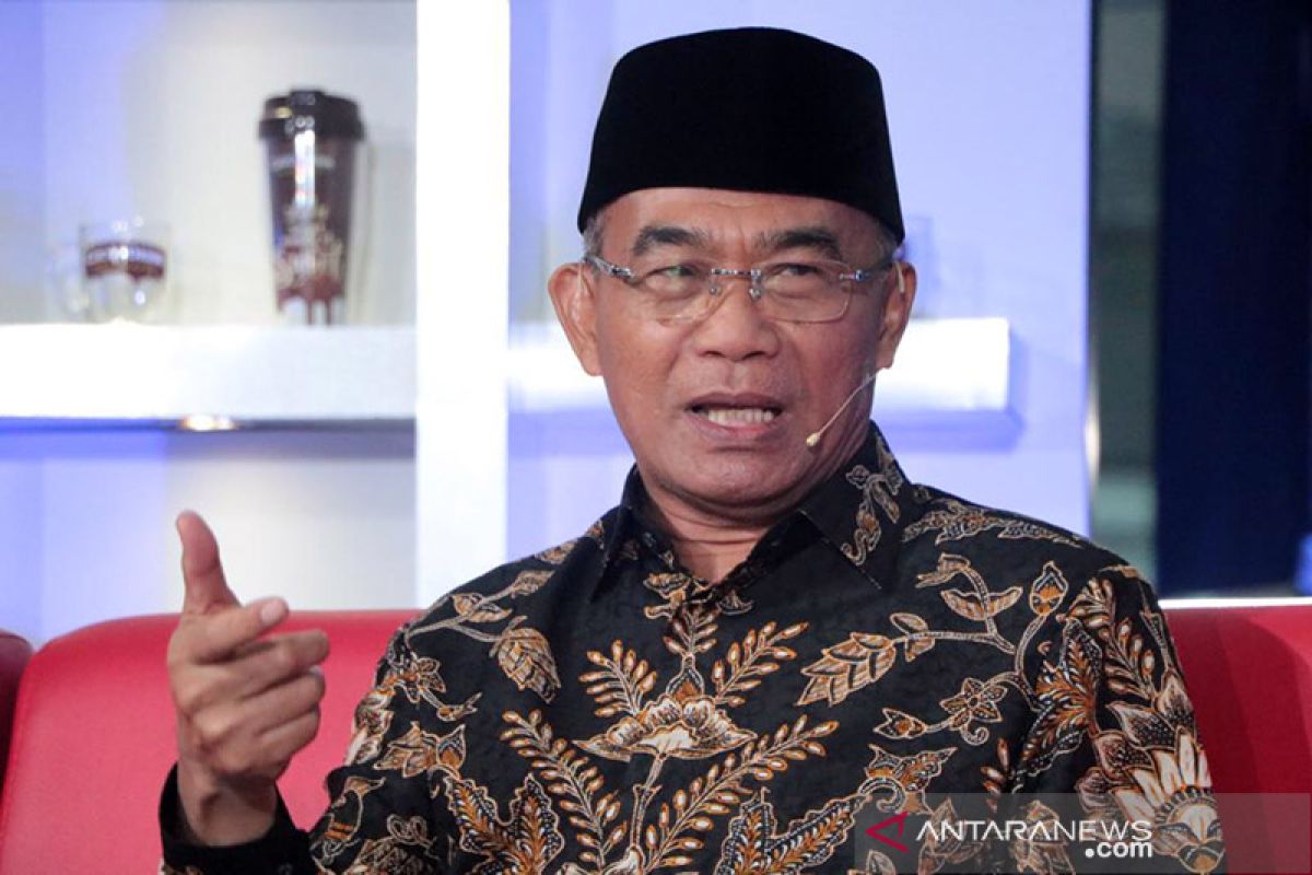 Muhadjir Effendy raih penghargaan menteri terbaik dari Obsession Award