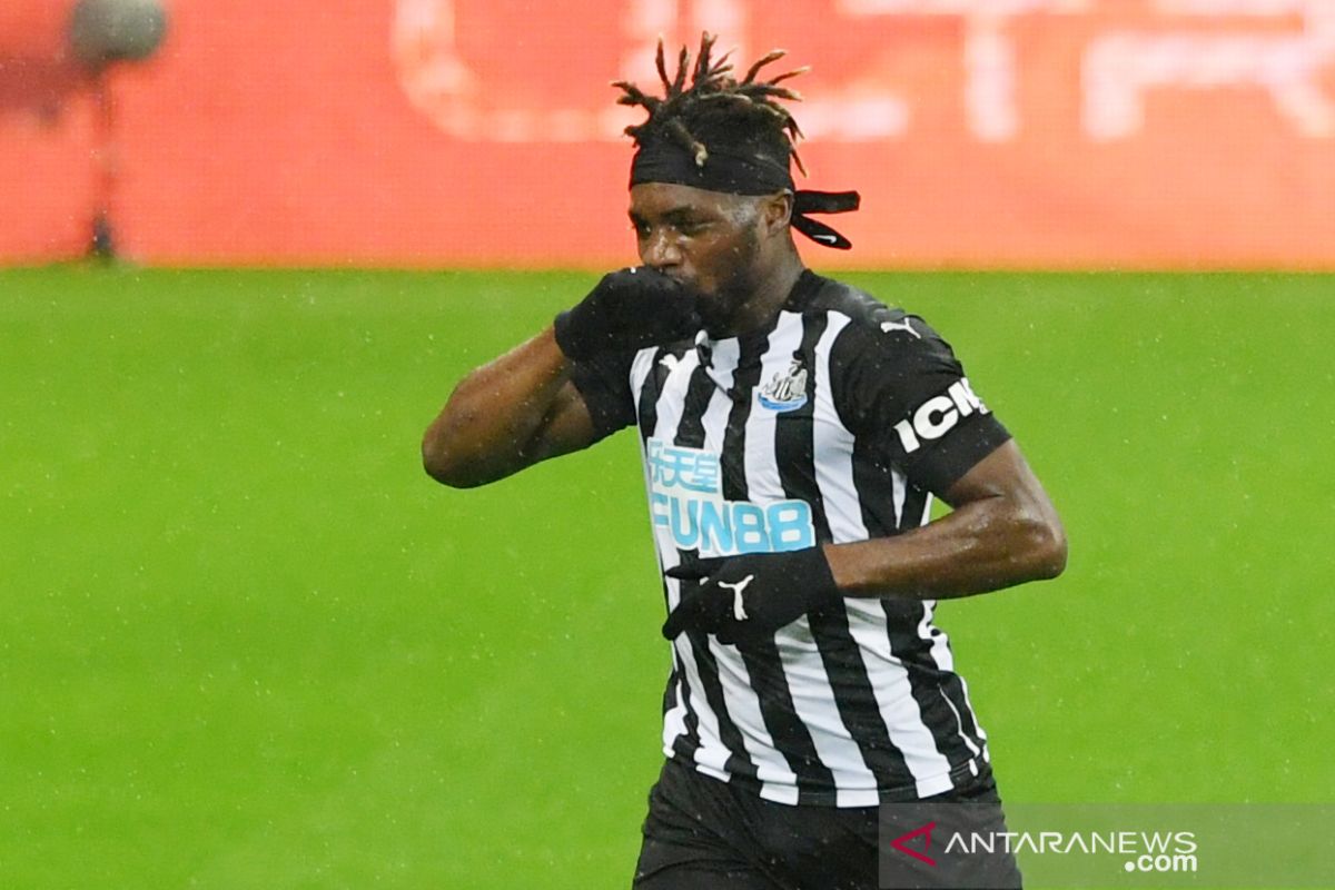 Newcastle United memperpanjang kontrak Allan Saint-Maximin hingga 2026