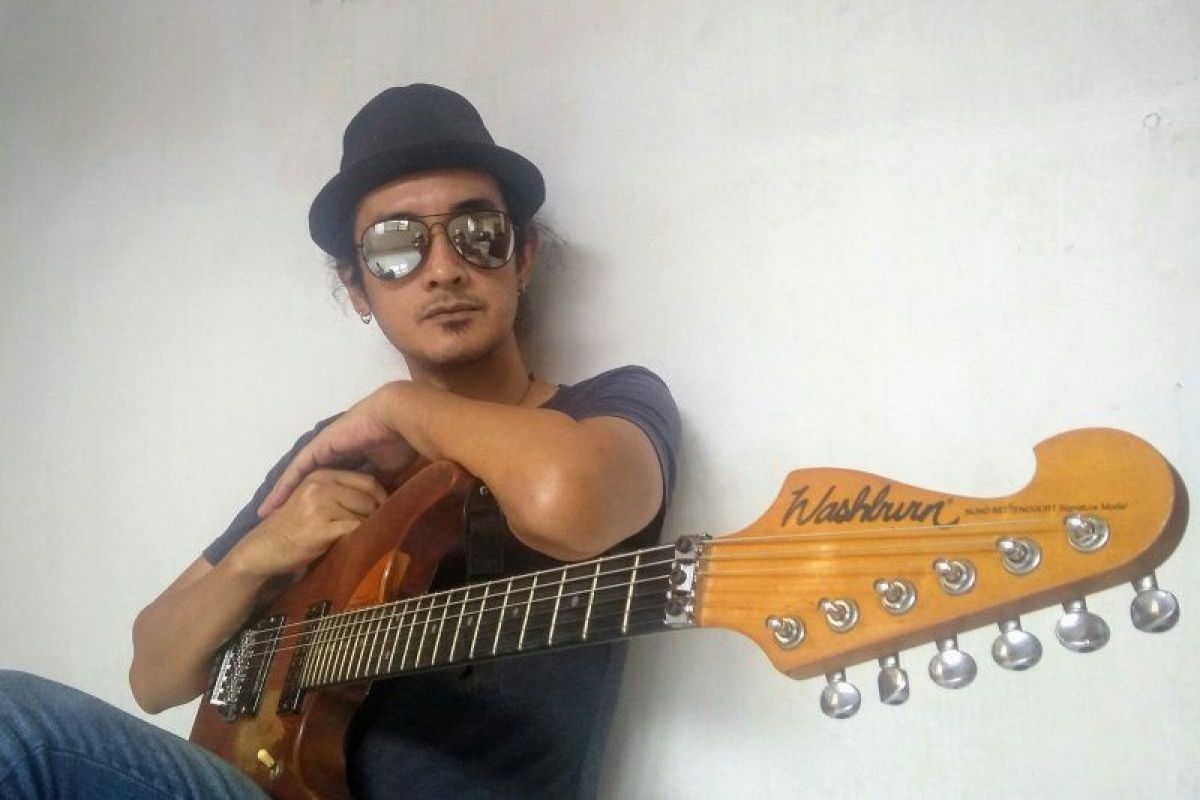 Adnil Faisal eks gitaris Base Jam siapkan album solo perdana