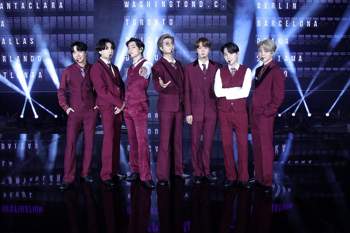 BTS kembali tampil di panggung BIllboard Music Award