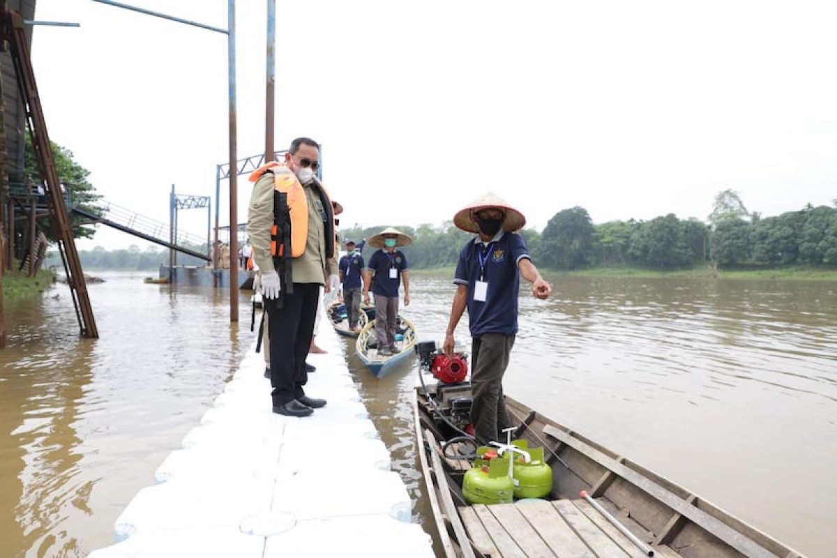 Nelayan Musi Banyuasin terima realisasi bantuan paket konversi BBM ke BBG