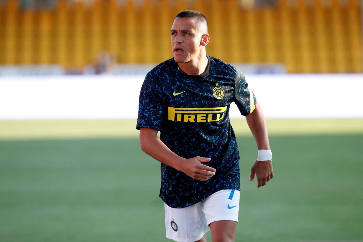Pemain Inter Alexis Sanchez terancam absen dalam derbi Milan