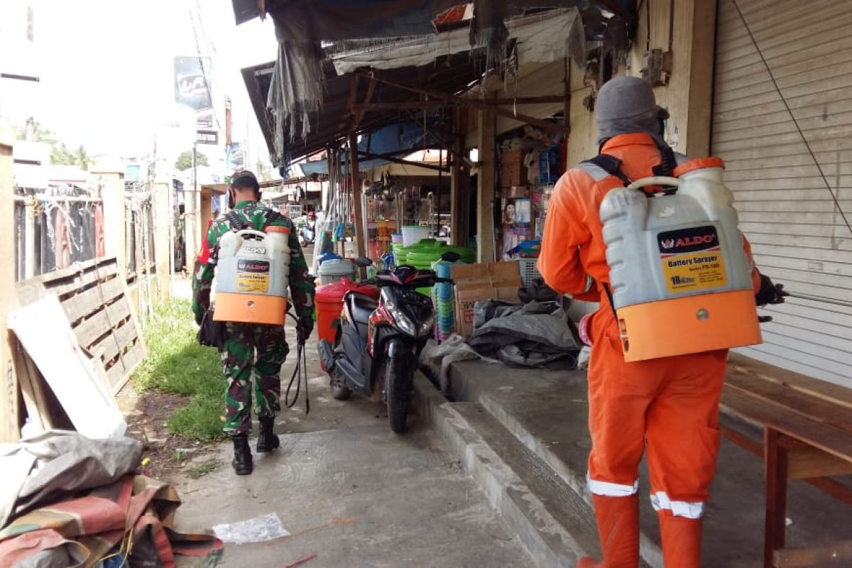 Tiga pilar Kecamatan Murung Pudak lakukan penyemprotan disinfektan