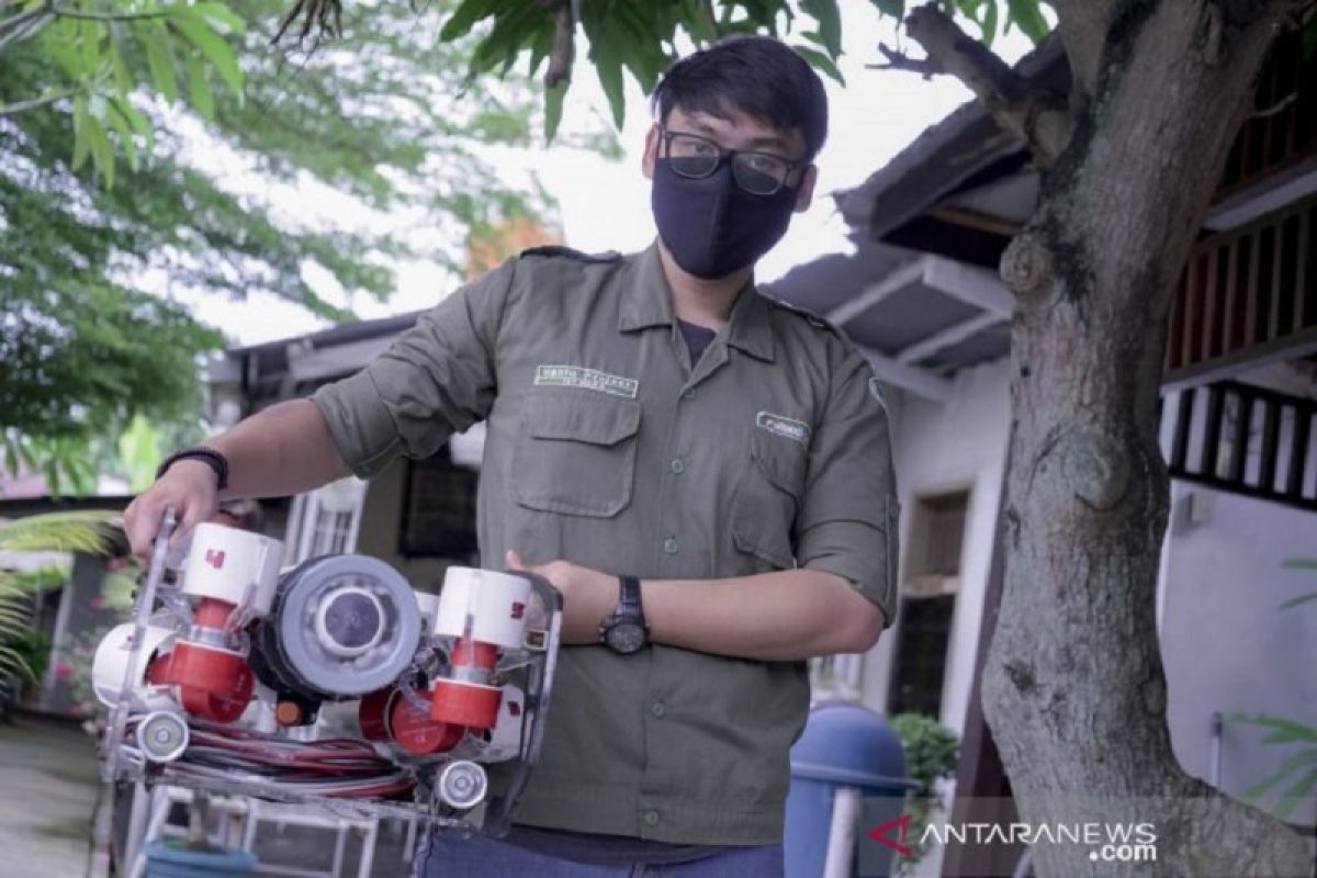Mahasiswa PCR Riau ciptakan robot yang mampu lakukan monitoring bawah air