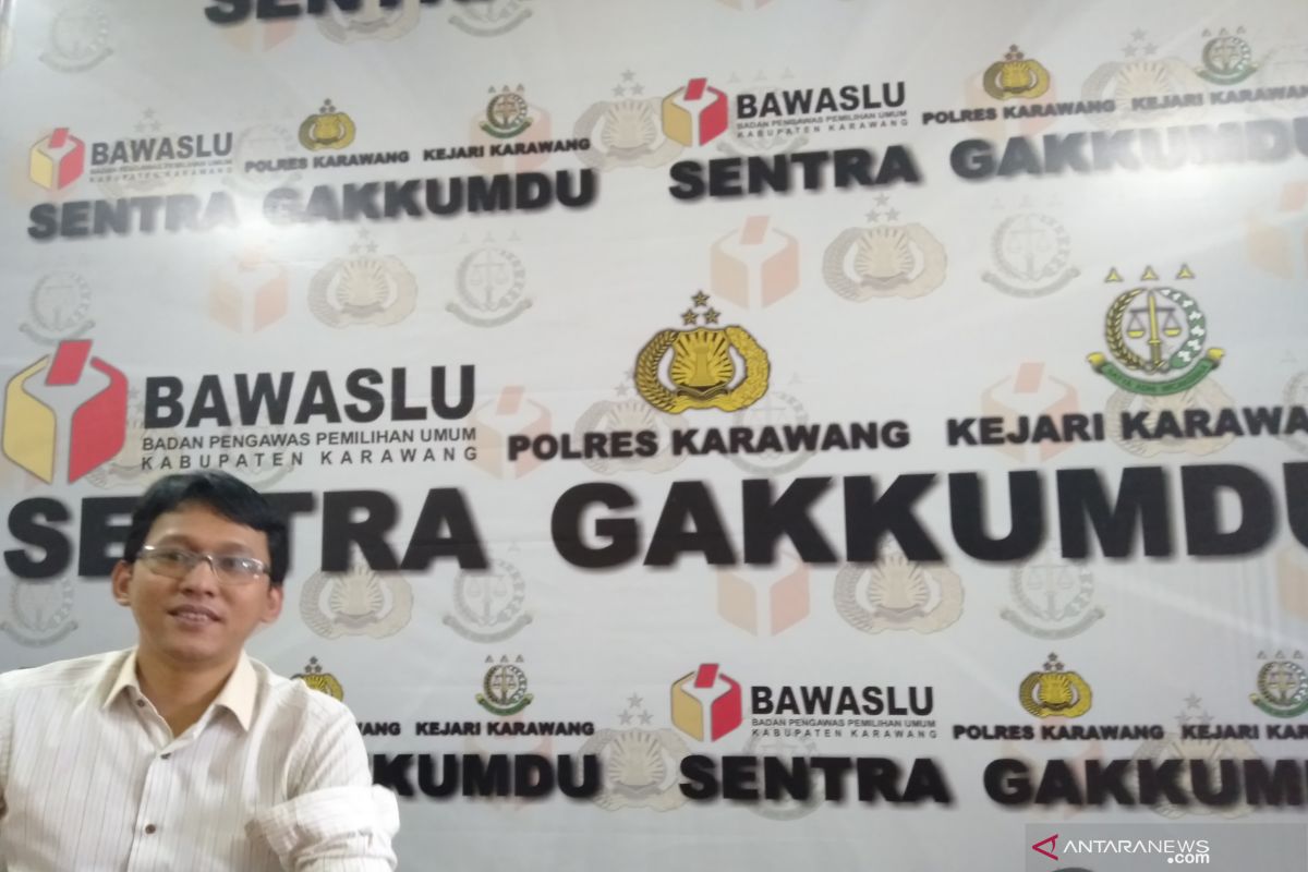 Pasangan calon Pilkada Karawang belum ada yang kampanye secara daring