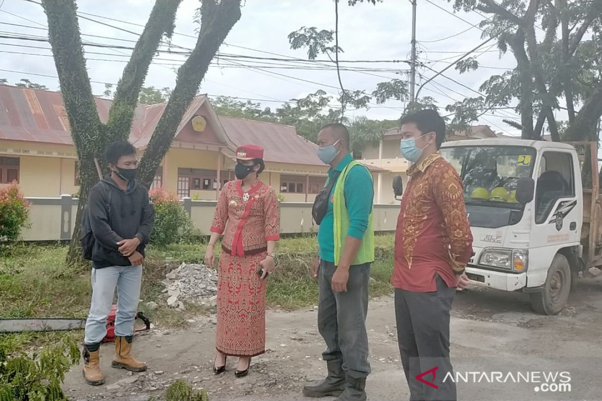 Wali Kota Chui Mie minta realisasi perbaikan jalan Singkawang-Bengkayang