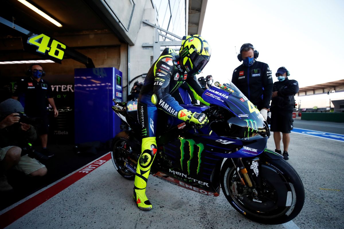 Kronologi Valentino Rossi terjangkit COVID-19