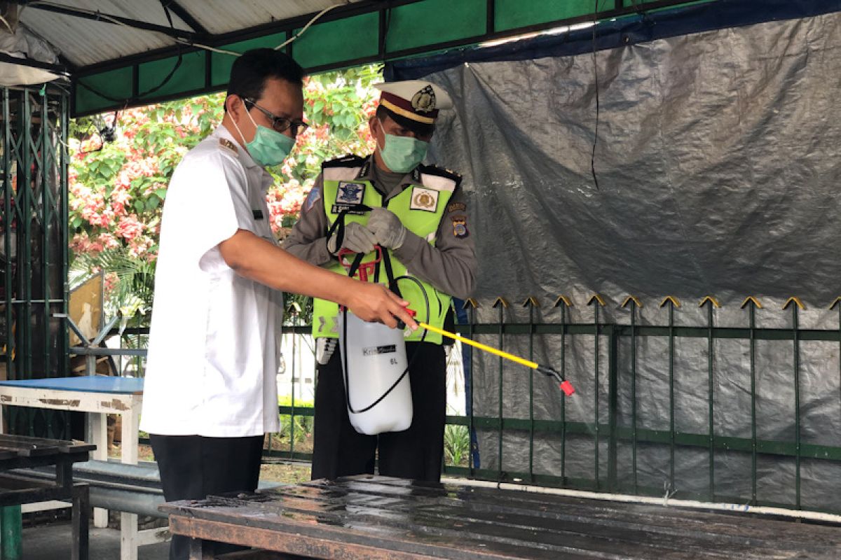 Yogyakarta terus bagikan alat disinfeksi untuk cegah persebaran corona