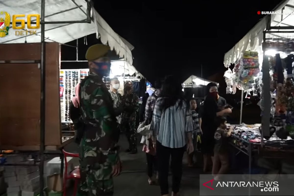 Pulihkan ekonomi, Pangdam V/Brawijaya buka kembali pasar malam