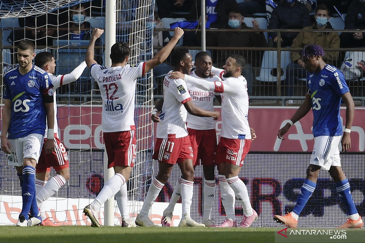 Lyon akhiri catatan buruk dengan pecundangi tuan rumah Strasbourg 3-2