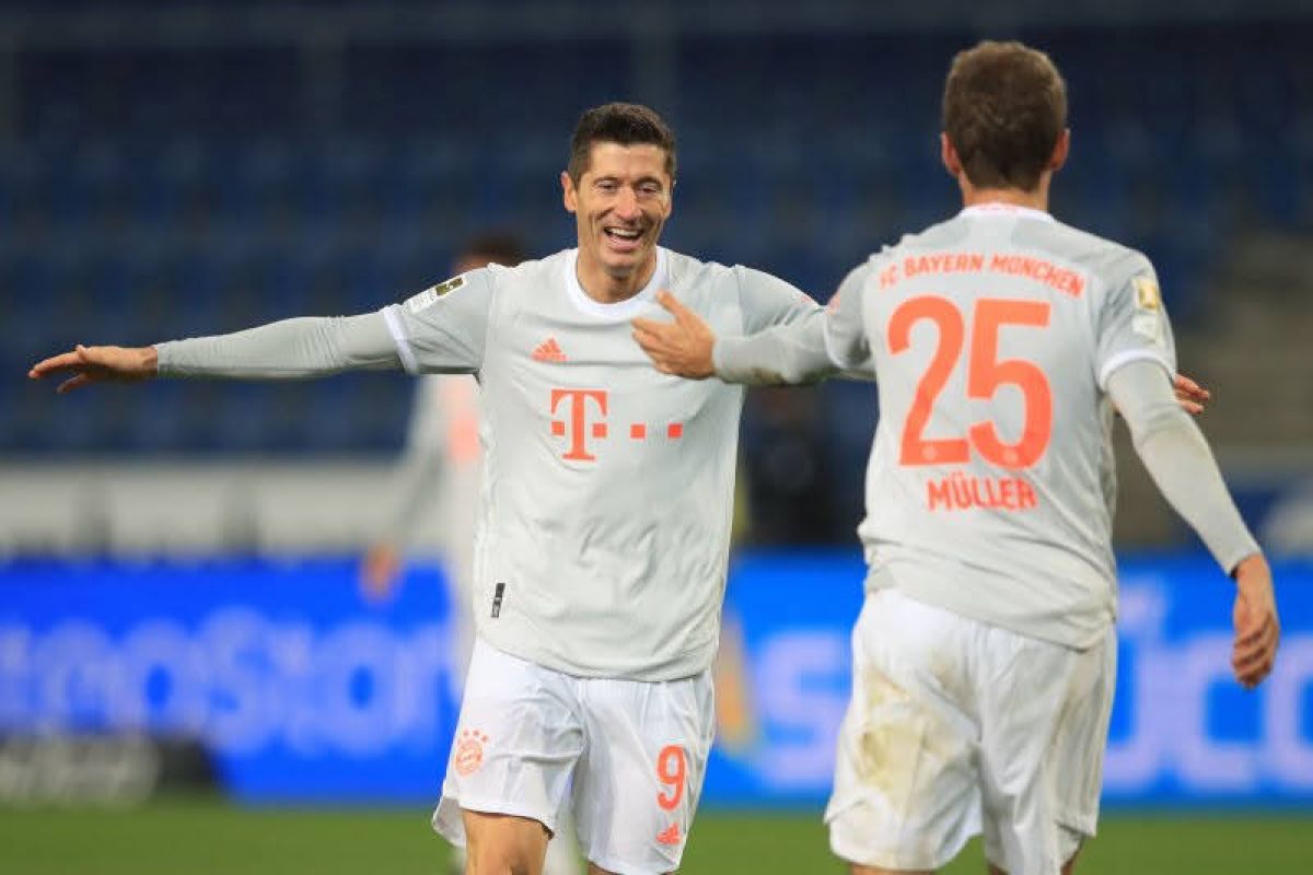 Mueller, Robert Lewandowski ukir dua gol saat Bayern pukul Arminia 4-1