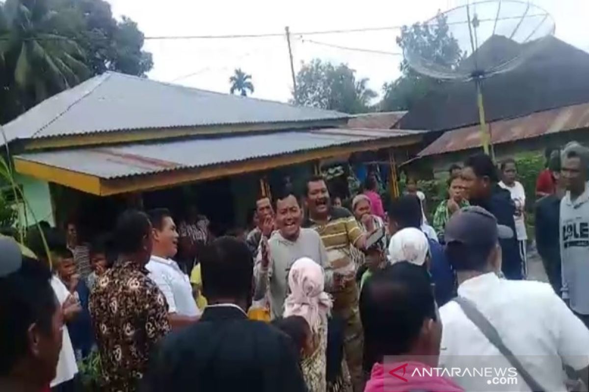 Tak terima pemakaman ibunya yang sempat ditolak, warga Tantom Angkola Tapsel lapor polisi