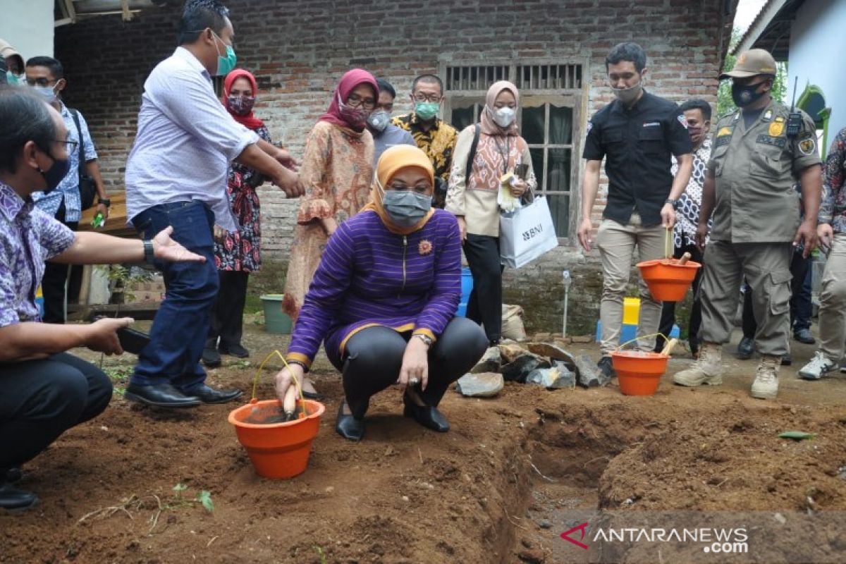 Kemenaker-Kemendes bangun 1.000 sanitasi pedesaan