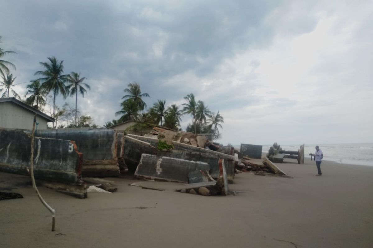 Abrasi Pantai Bungkah Aceh Utara mulai mengancam warga