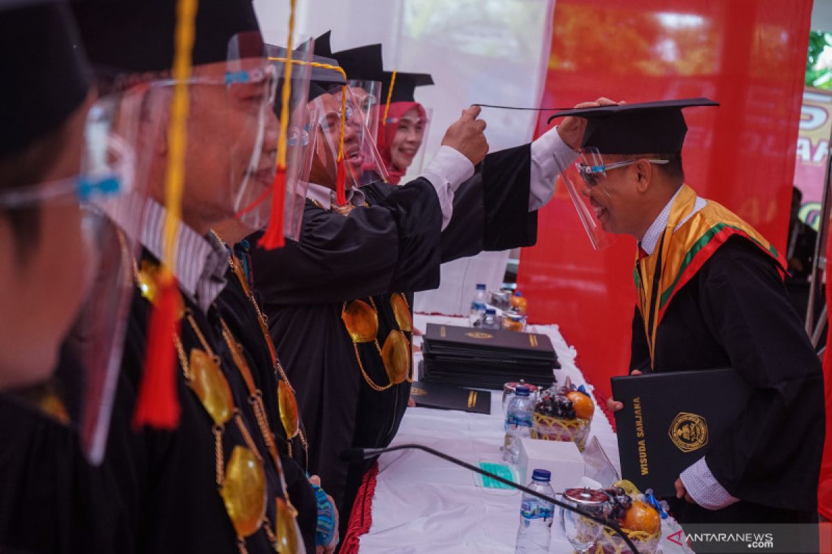 Pemkot Malang batal beri izin wisuda tatap muka