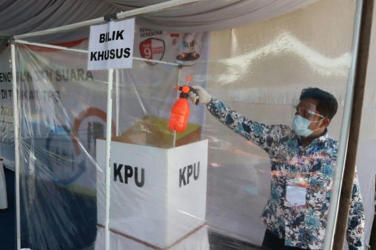 KPU Medan simulasi pencoblosan dengan penerapan  protokol kesehatan