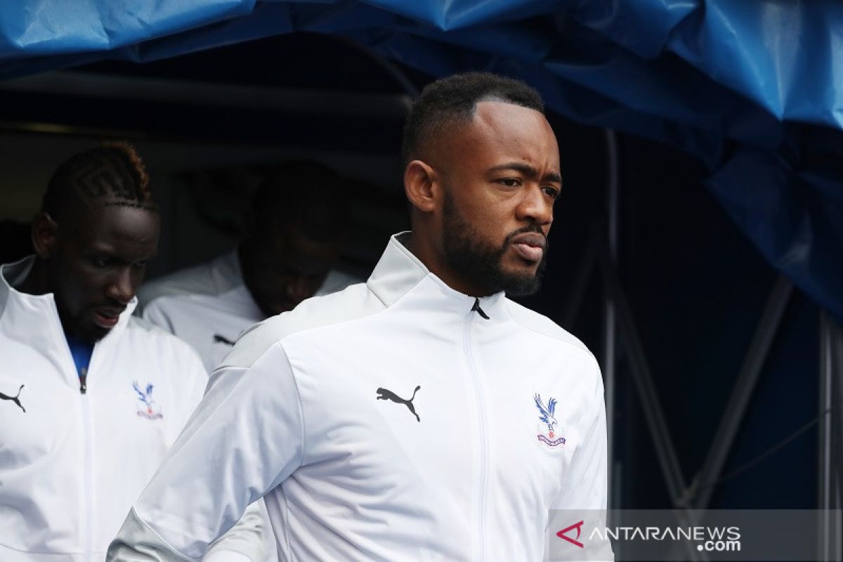 Absen lawan Brighton,  Jordan Ayew ternyata positif COVID-19