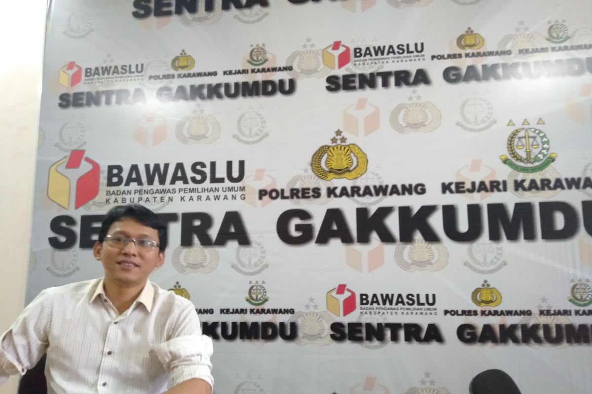 Tiga paslon bupati/wabup Karawang abaikan protokol kesehatan saat kampanye