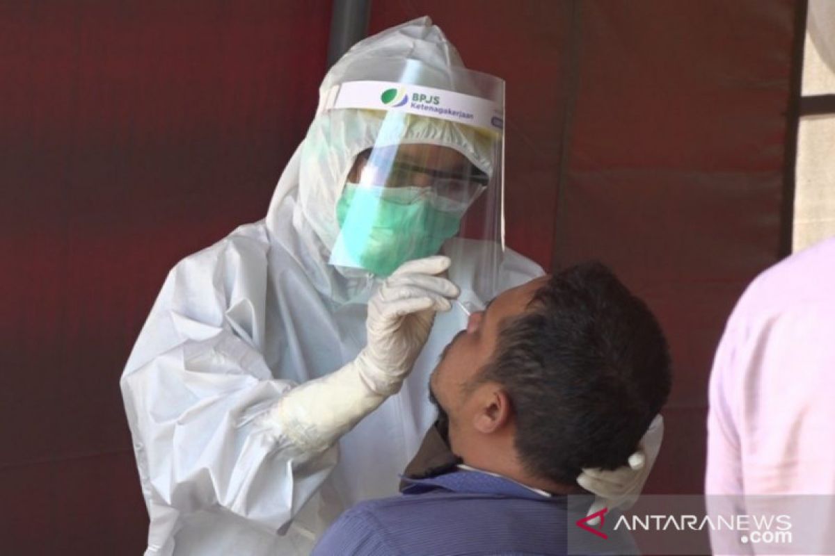 Kasus mulai berkurang, ASN Pemkot Kendari antusias tes swab antigen