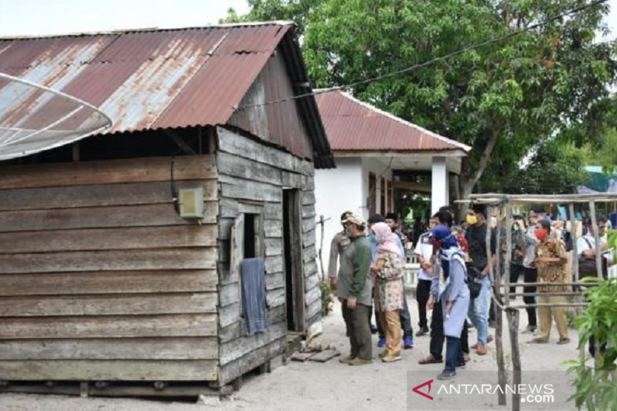 Pemprov Babel berikan bantuan rumah kepada warga pulau