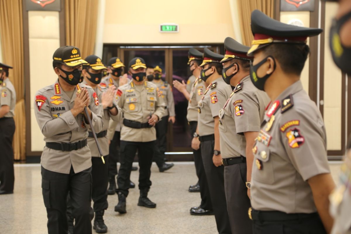 Kapolri pimpin upacara kenaikan pangkat 25 perwira tinggi Polri