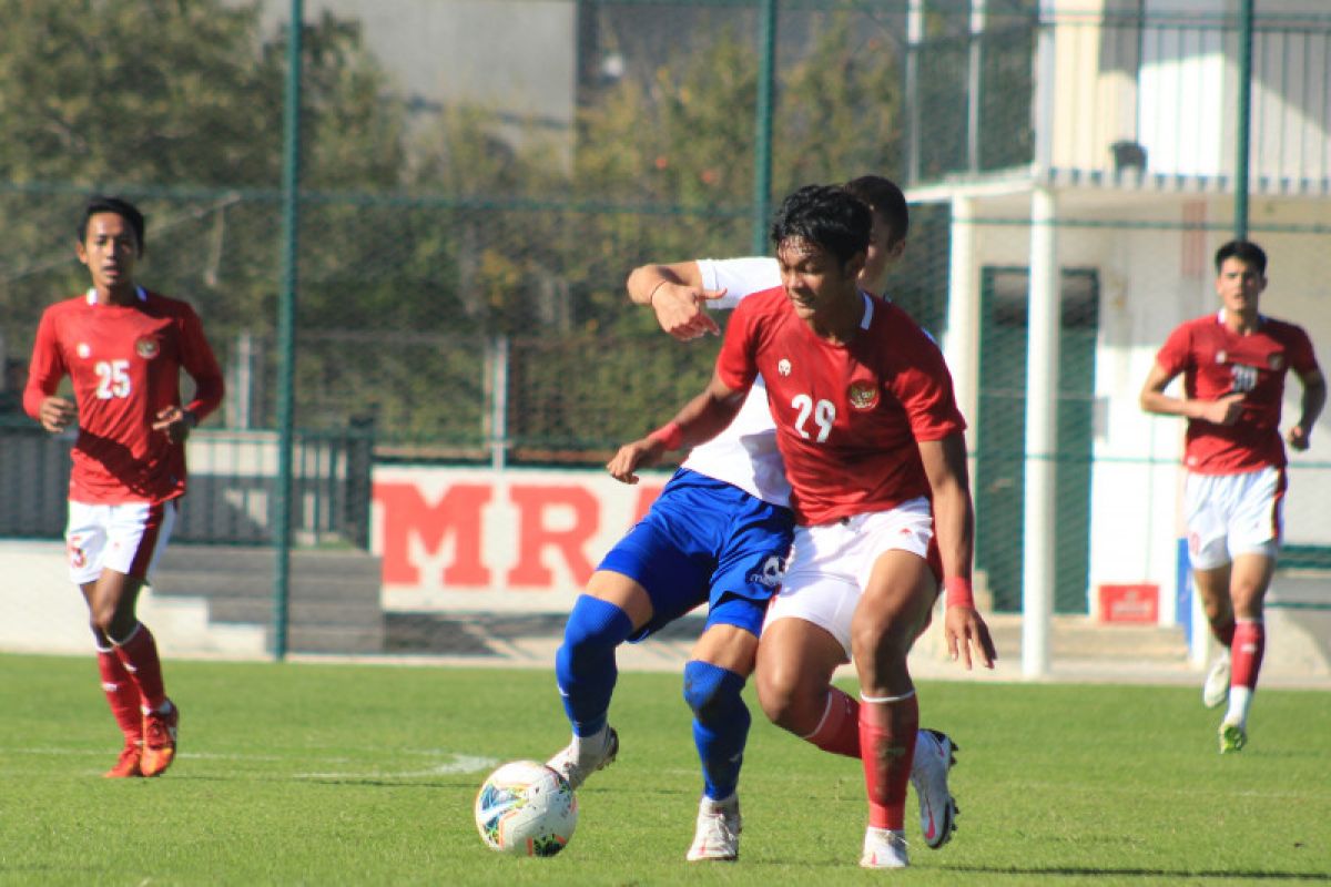 Pelatih Shin Tae-yong puji dua pemain baru timnas U-19